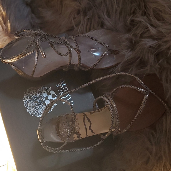 Size 7 rose gold snake flat strappy gladiator sandals. - Picture 6 of 6